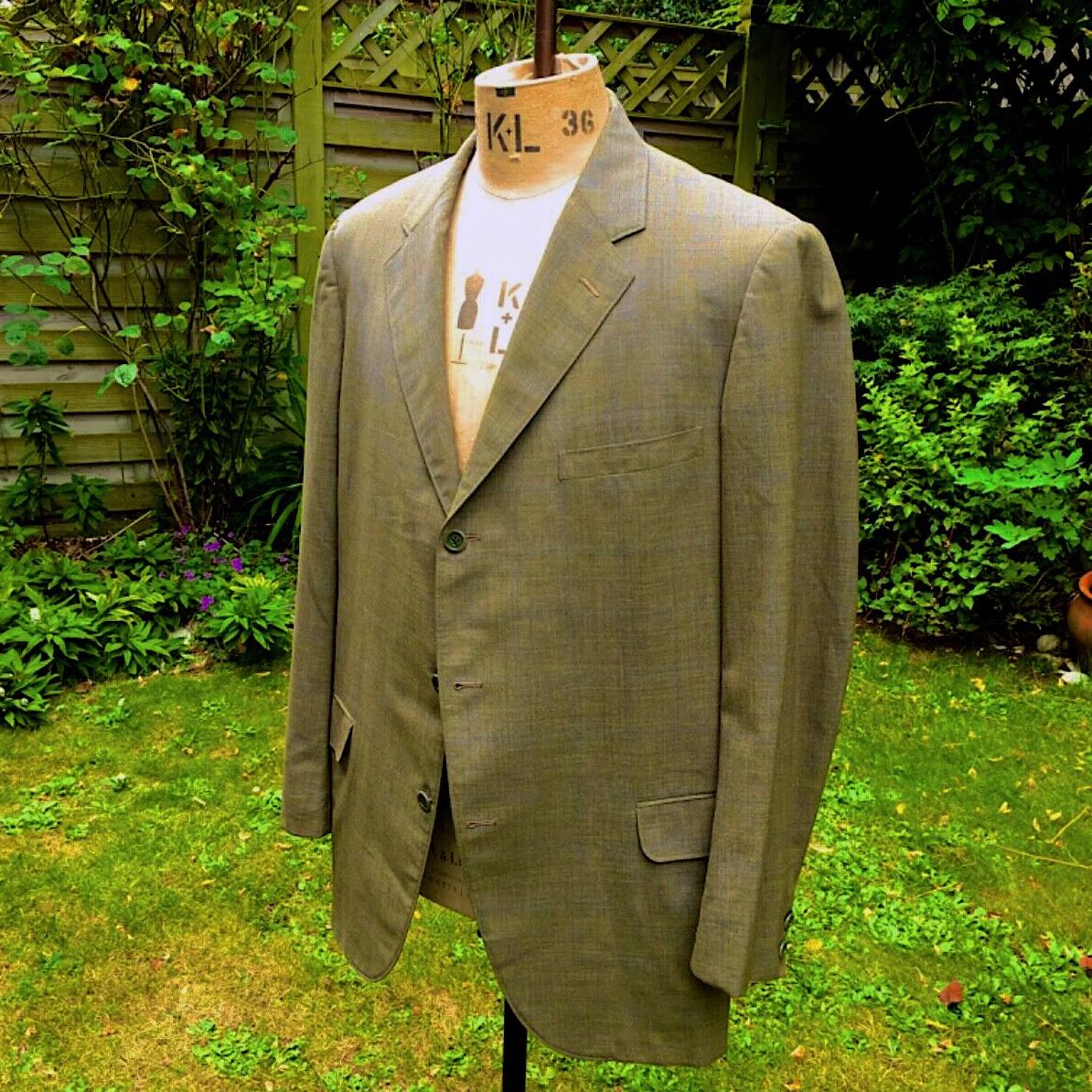 Morton Feldman's Jacket – online auction